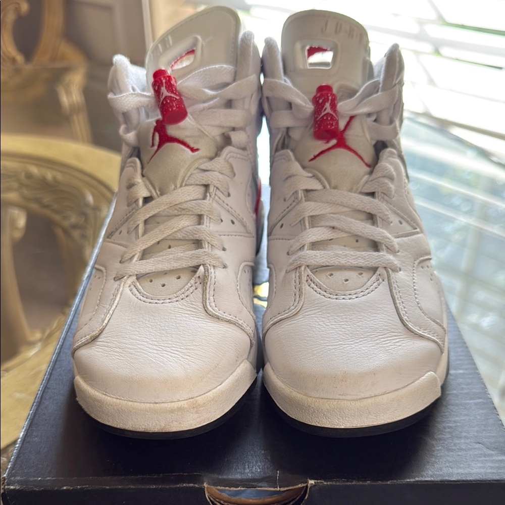 Jordan 6 Kids Sneakers - White and Red - Picture 9 of 11